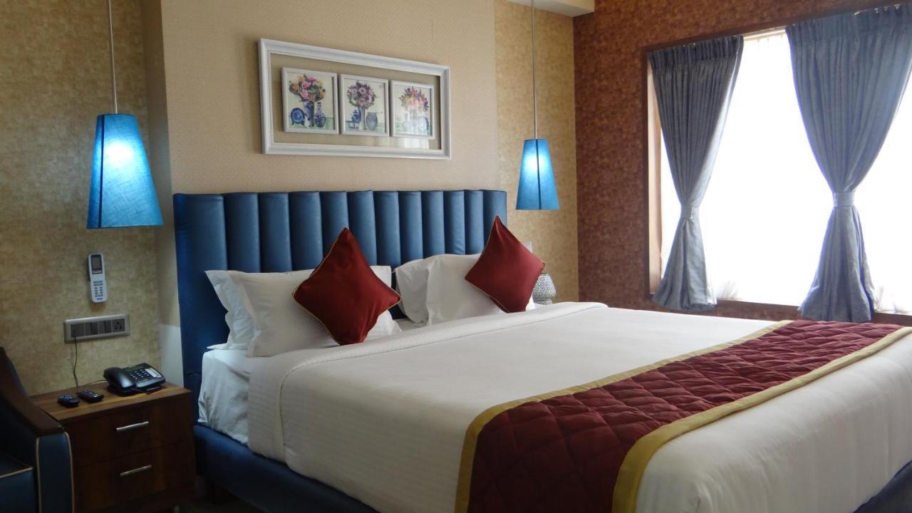 Arna Hotel Devanahalli エクステリア 写真