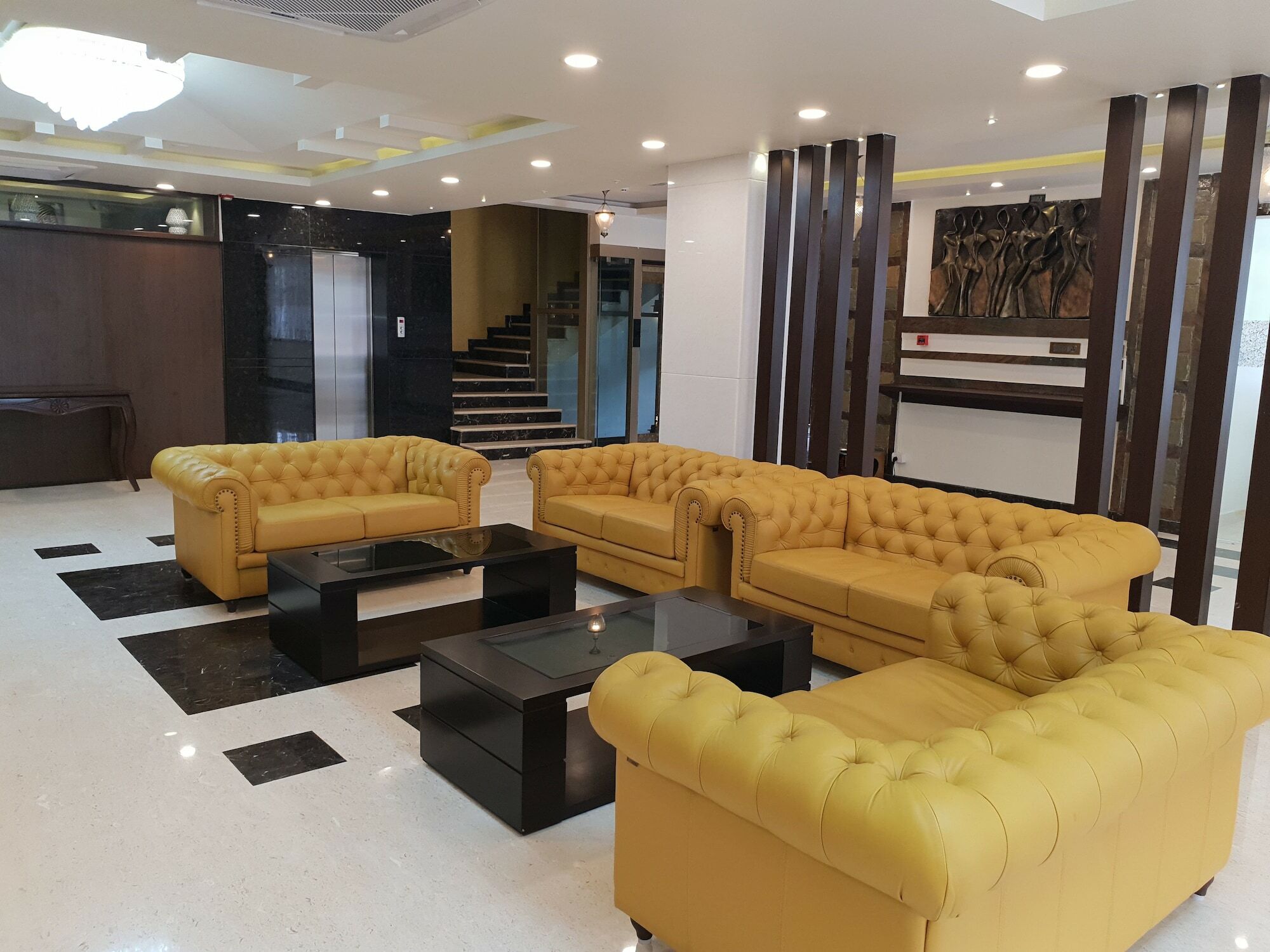 Arna Hotel Devanahalli エクステリア 写真